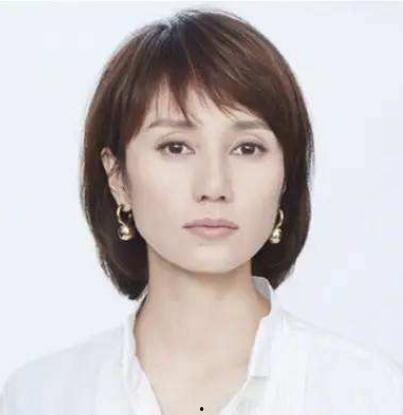 袁泉短发图片,优雅与知性的完美融合